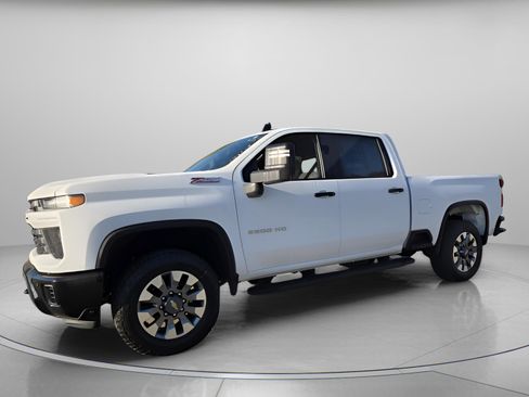 New 2026 Chevrolet Silverado 2500 Custom w/ Custom Value Package image 2