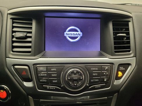 Used 2019 Nissan Pathfinder SL image 25