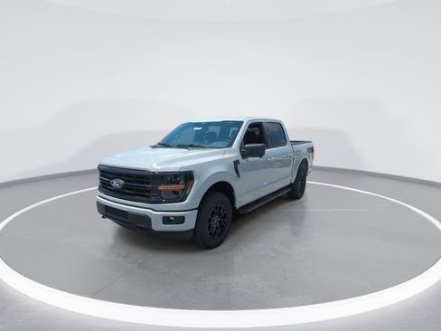 New 2026 Ford F150 XLT w/ Equipment Group 302A MID AWD/4WD image 4