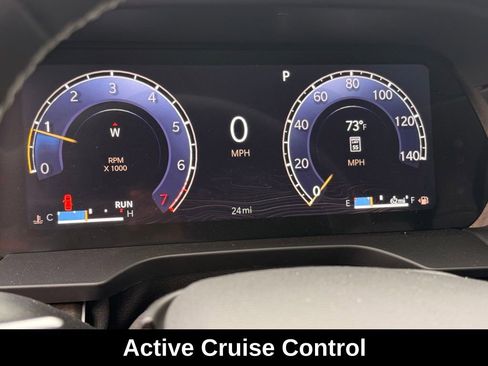 New 2026 Jeep Grand Cherokee Limited w/ Luxury Tech Group II RWD image 18