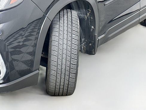 Used 2019 Subaru Forester Limited image 25