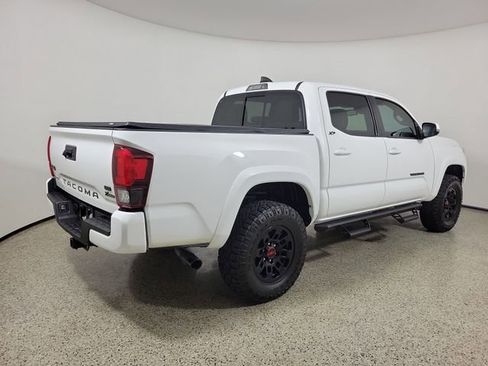 Used 2023 Toyota Tacoma SR5 w/ Technology Package AWD/4WD image 5
