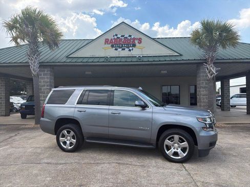 Used 2018 Chevrolet Tahoe LS RWD image 1