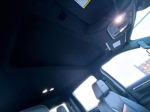 Used 2024 GMC Sierra 2500 AT4 w/ AT4 Preferred Package image 23