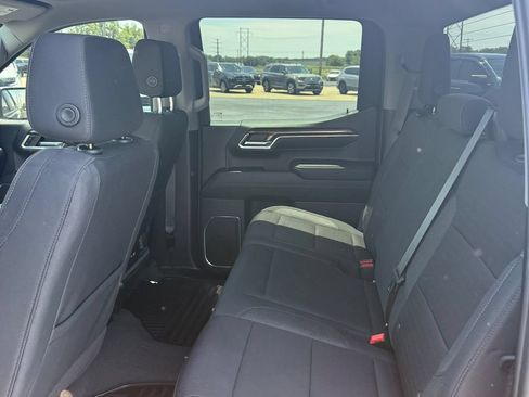 Used 2023 Chevrolet Silverado 1500 LT AWD/4WD image 32