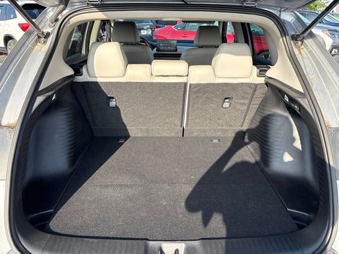 Used 2024 Honda HR-V EX-L image 10