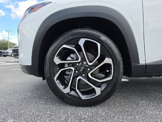 New 2026 Chevrolet Trax RS w/ Driver Confidence Package FWD image 35