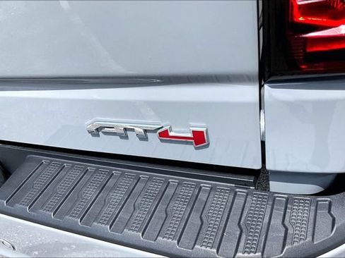 Used 2024 GMC Sierra 1500 AT4 w/ Technology Package AWD/4WD image 25
