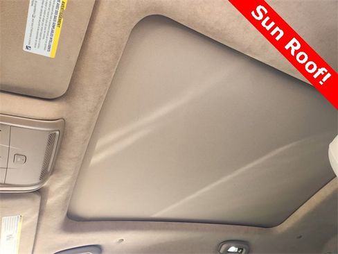 Used 2017 Cadillac XT5 Platinum image 13