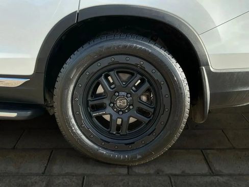 Used 2018 Honda Pilot Elite image 17