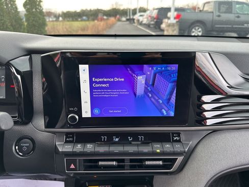 Certified 2025 Toyota Camry LE image 19