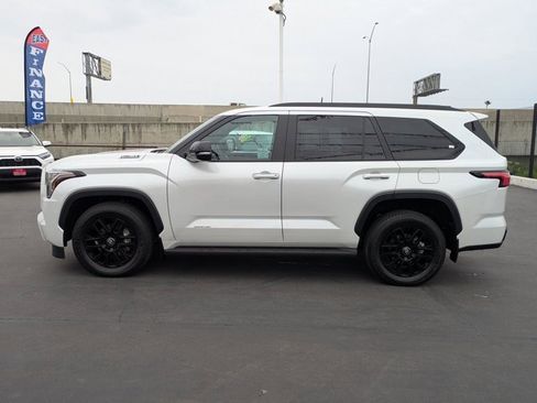 Used 2025 Toyota Sequoia Limited image 13