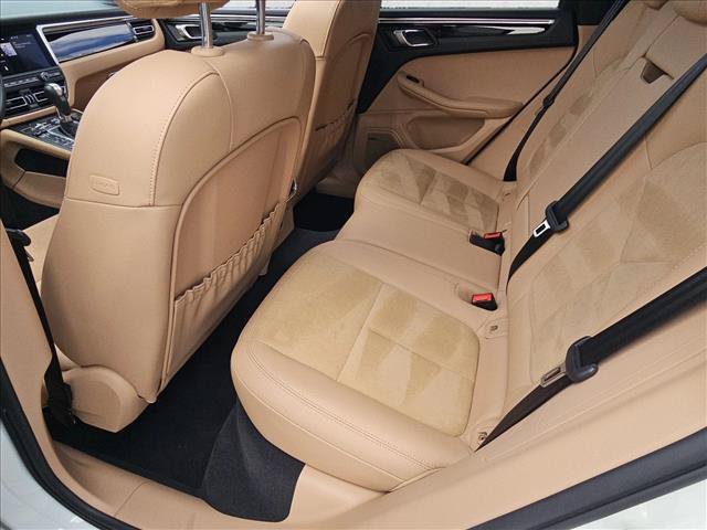 Used 2021 Porsche Macan AWD/4WD image 19