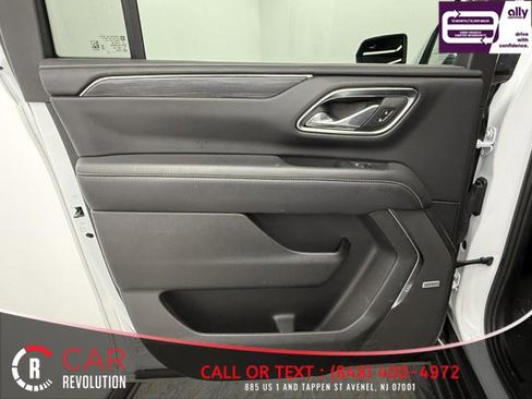 Used 2024 GMC Yukon XL SLT image 45