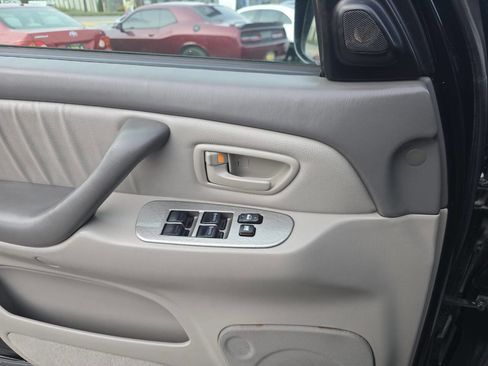 Used 2004 Toyota Sequoia Limited image 50