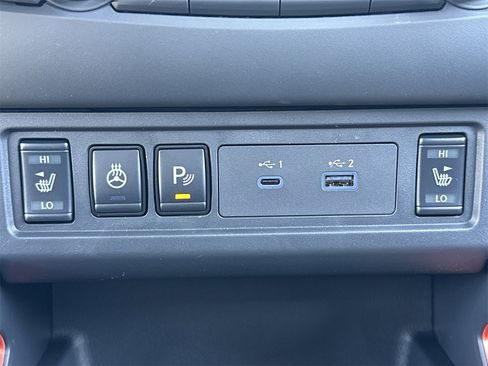 New 2025 Nissan Frontier PRO-4X w/ Pro Convenience Package image 9