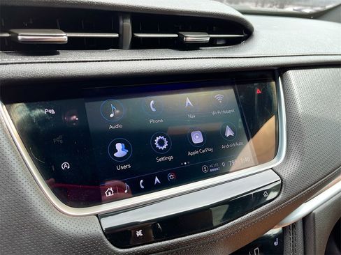 Used 2024 Cadillac XT5 Premium Luxury image 15