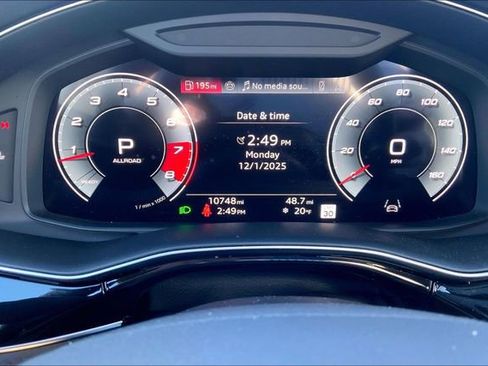 Used 2024 Audi SQ8 Premium Plus w/ Executive Package image 23