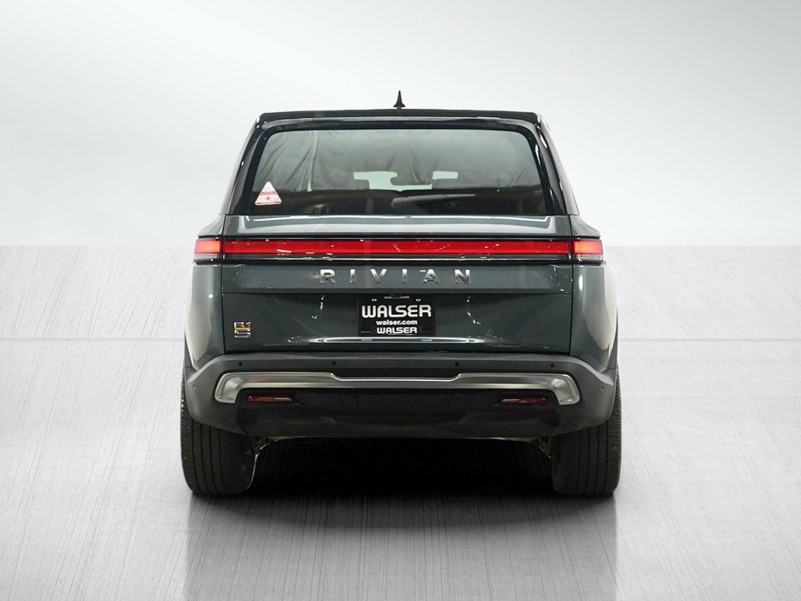 Used 2023 Rivian R1S Adventure Quad AWD/4WD image 4