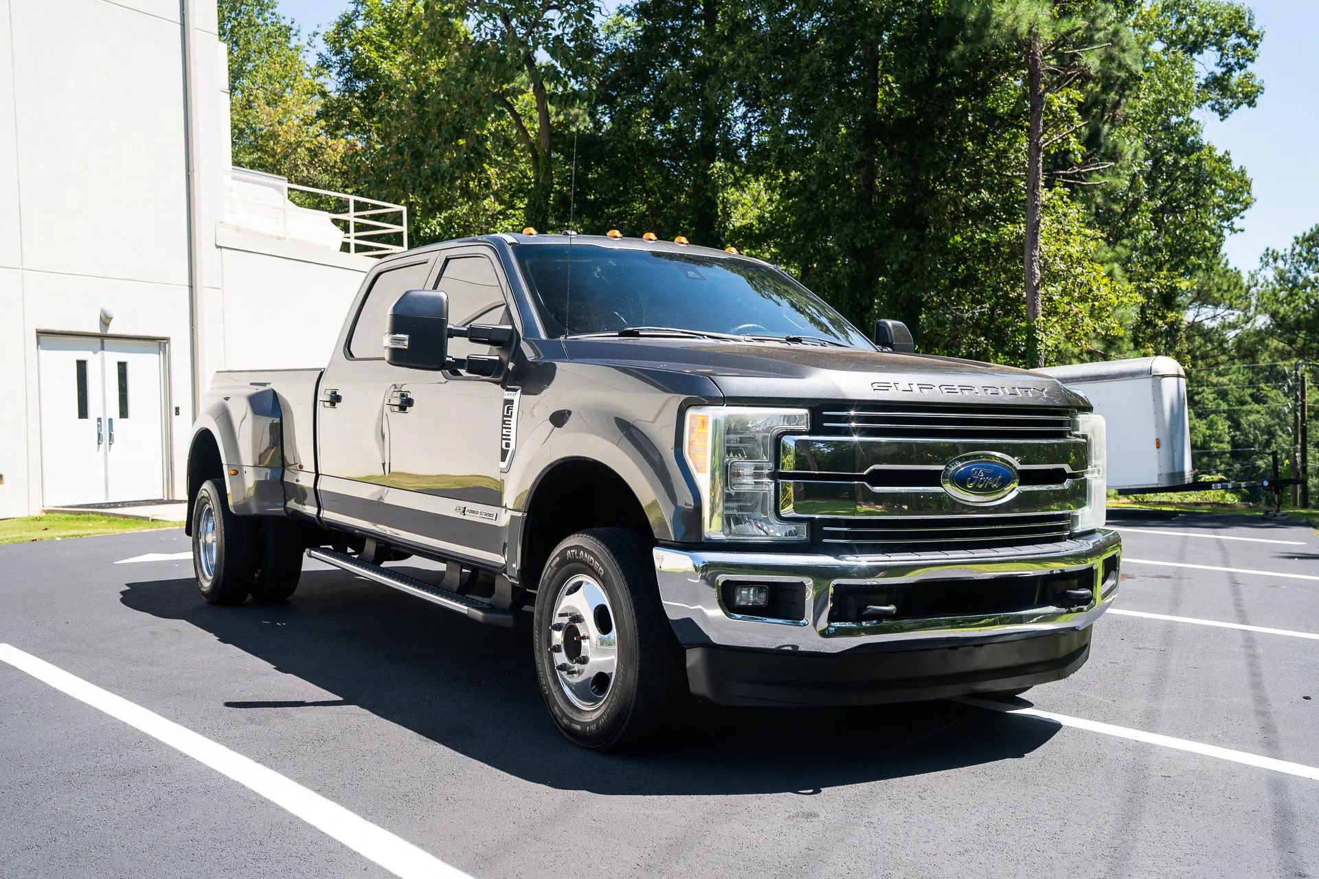Used 2017 Ford F350 Lariat w/ Lariat Ultimate Package AWD/4WD image 13