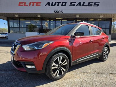 Used 2019 Nissan Kicks SR w/ Exterior Package