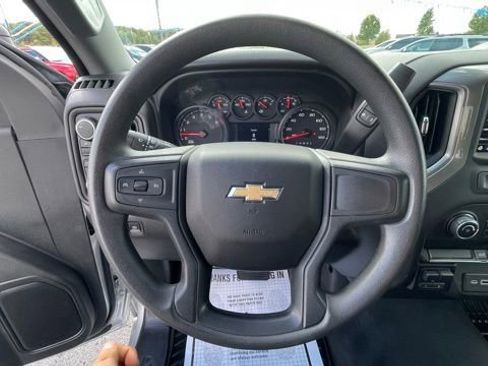 Used 2023 Chevrolet Silverado 2500 Custom w/ Custom Value Package image 14