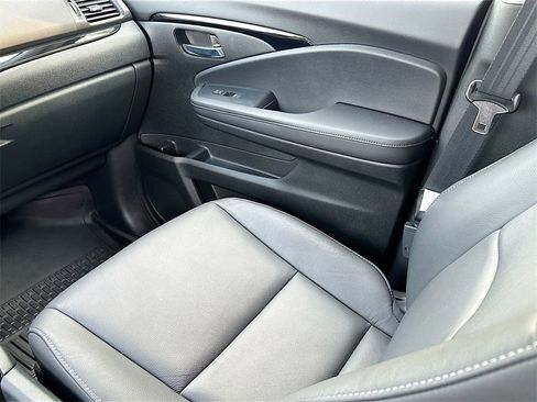 Used 2022 Honda Pilot Touring image 24