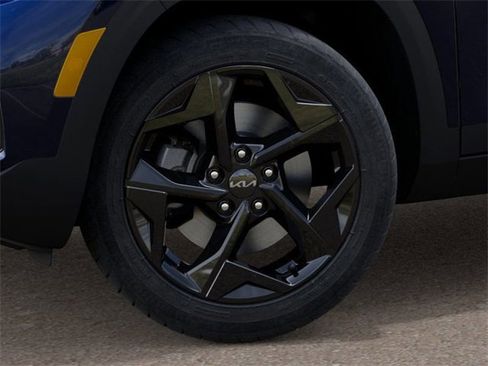 New 2026 Kia Seltos EX image 9