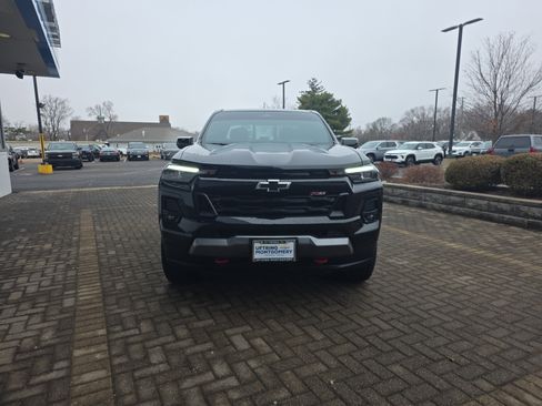 Used 2023 Chevrolet Colorado Z71 w/ Z71 Convenience Package 2 image 9