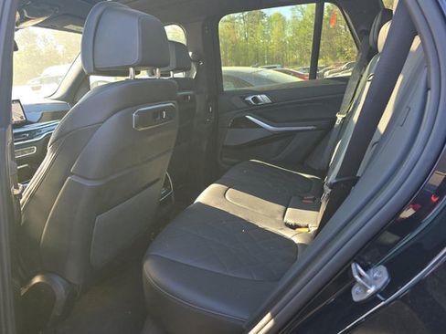 Used 2025 BMW X5 xDrive40i AWD/4WD image 9
