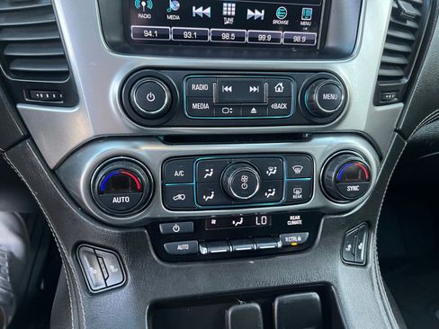 Used 2017 Chevrolet Tahoe LT AWD/4WD image 33