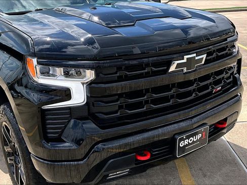 Used 2025 Chevrolet Silverado 1500 LT Trail Boss w/ Convenience Package II image 30