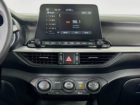 Used 2021 Kia Forte LXS FWD image 13