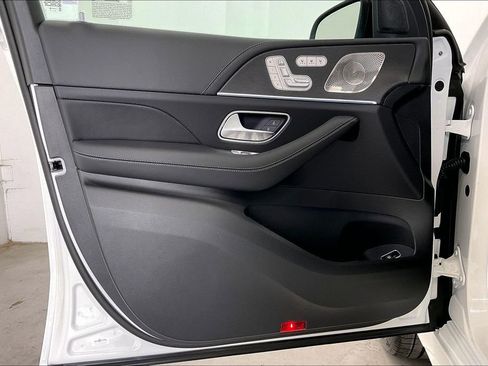New 2026 Mercedes-Benz GLE 53 AMG 4MATIC Coupe image 10