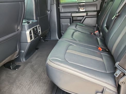 Used 2022 Ford F350 Platinum AWD/4WD image 10
