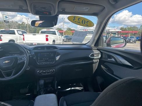 Used 2023 Chevrolet TrailBlazer LT w/ Convenience Package image 35