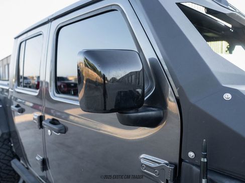 Used 2023 Jeep Gladiator Mojave w/ Trailer Tow Package image 97