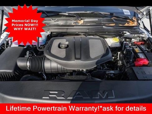 New 2025 RAM 1500 Big Horn AWD/4WD image 18