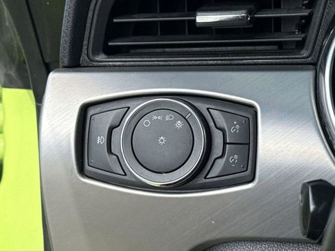 Used 2020 Ford Mustang Premium image 38