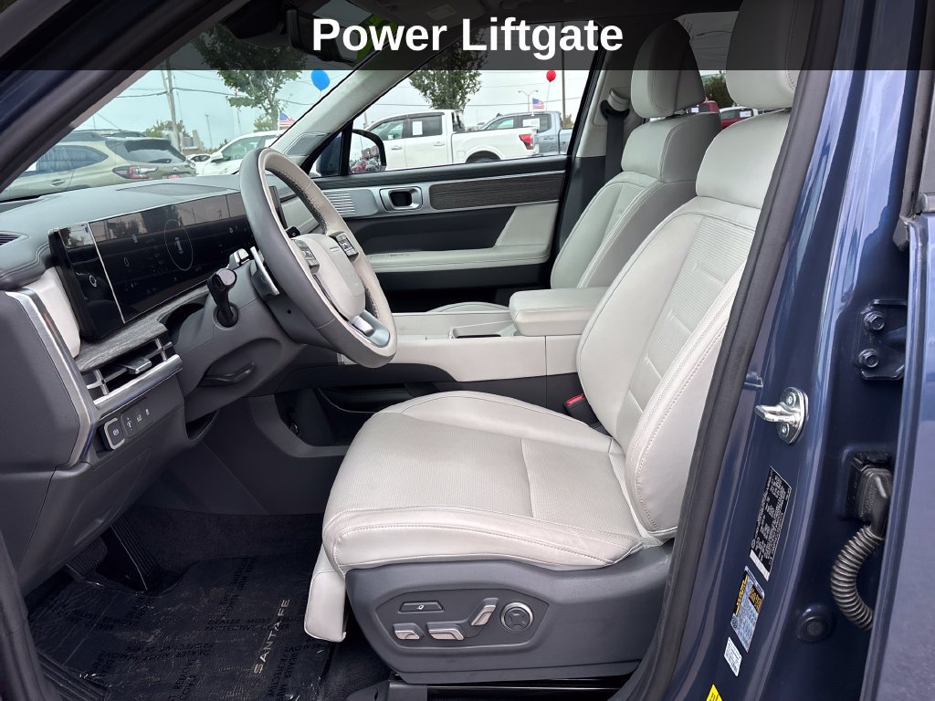 Used 2025 Hyundai Santa Fe Calligraphy w/ Tow & Go Package FWD image 12