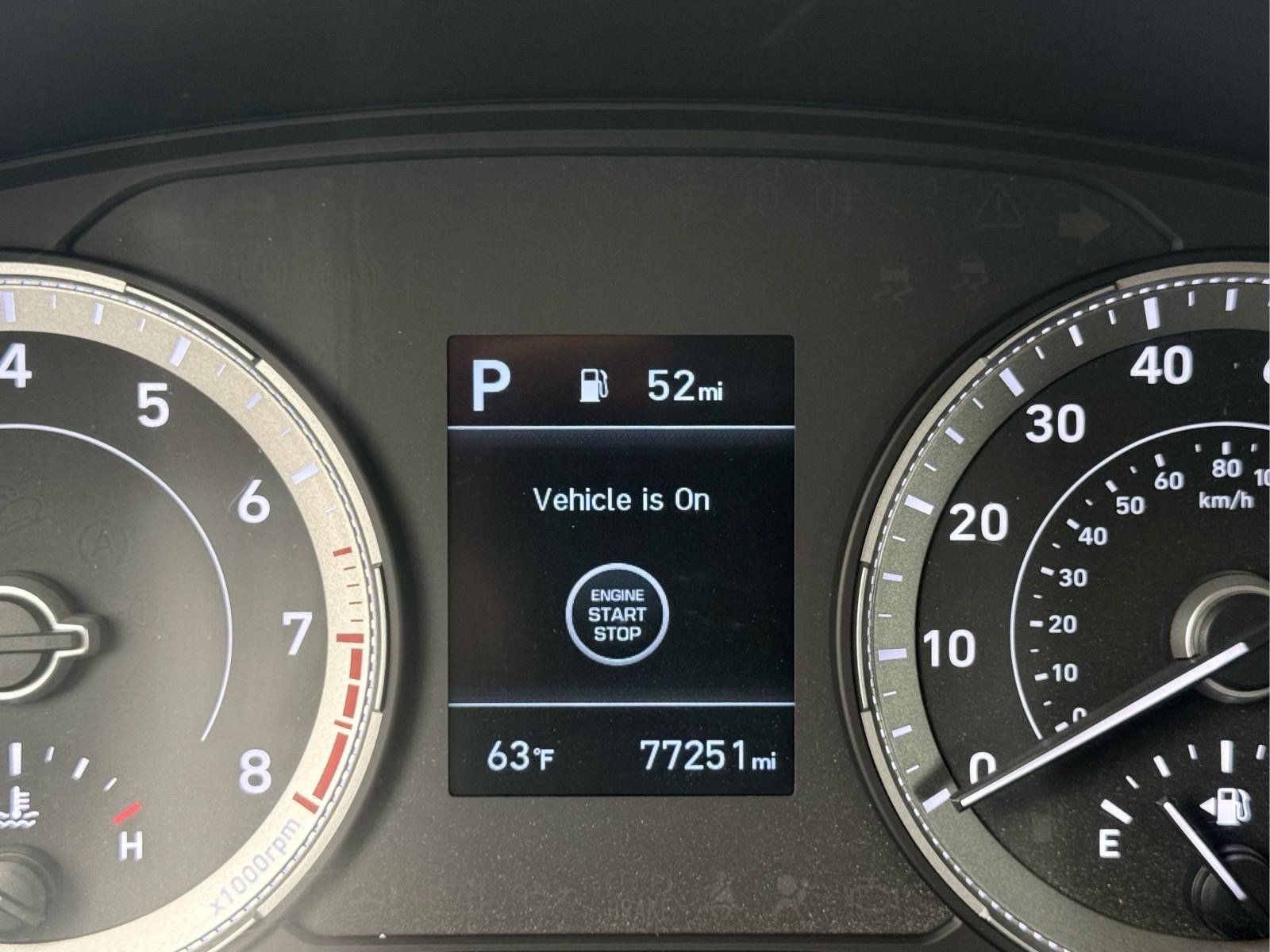 Used 2021 Hyundai Venue FWD image 29