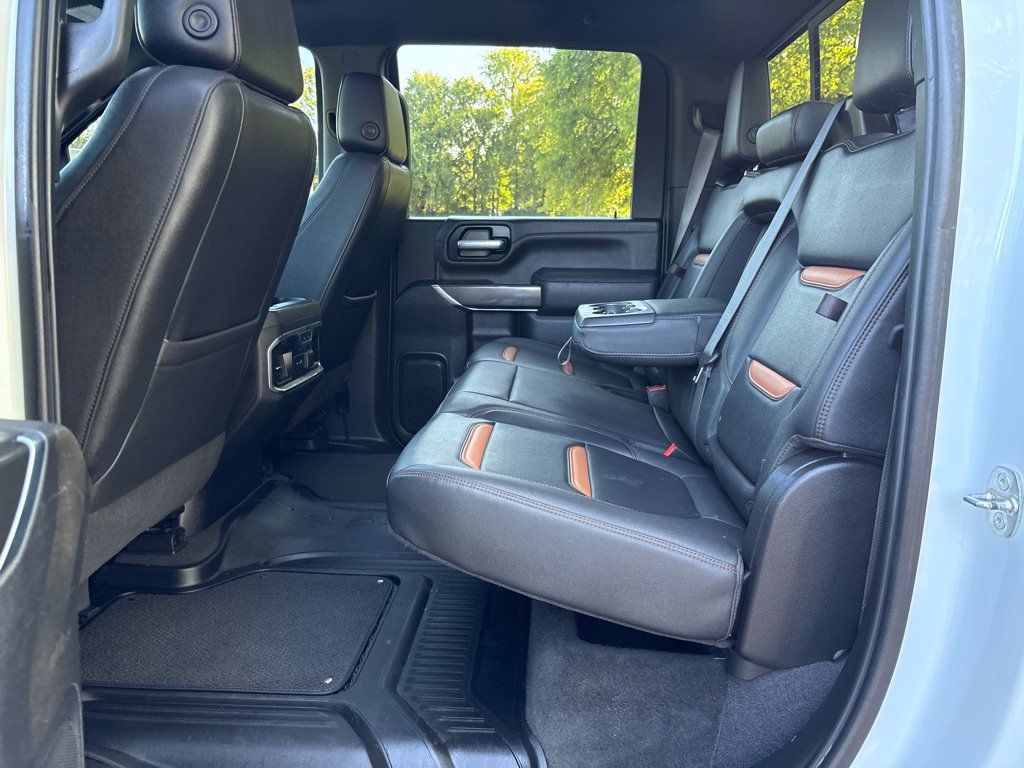 Used 2021 GMC Sierra 2500 AT4 w/ AT4 Premium Plus Package AWD/4WD image 14