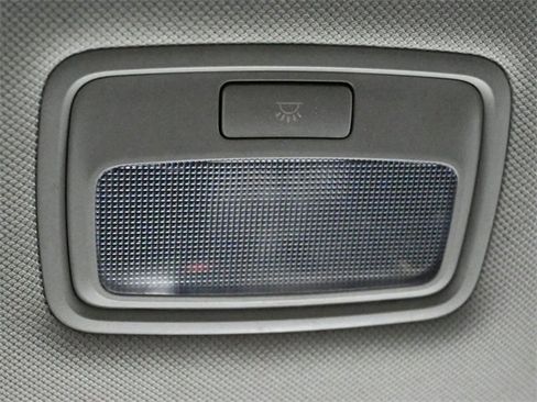 Used 2021 Kia Sorento LX image 16