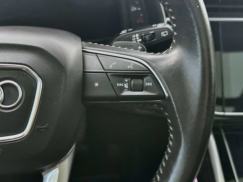 Used 2019 Audi Q8 Prestige w/ Adaptive Chassis Package AWD/4WD image 27