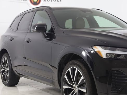 Used 2023 Volvo XC60 B5 Plus w/ Climate Package AWD/4WD image 27