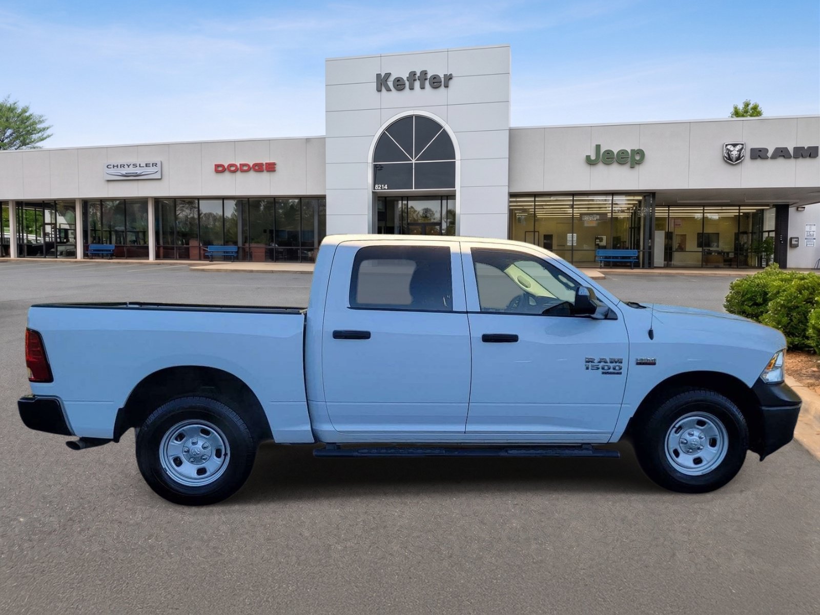 Used 2024 RAM 1500 Tradesman w/ Popular Equipment Group AWD/4WD image 2