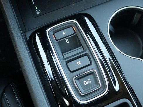 New 2025 Honda Pilot Touring image 23