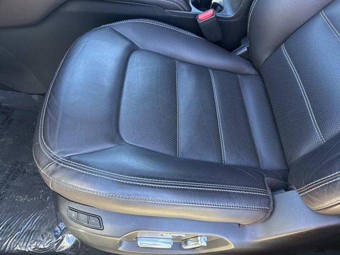 Certified 2025 MAZDA CX-5 Signature image 30