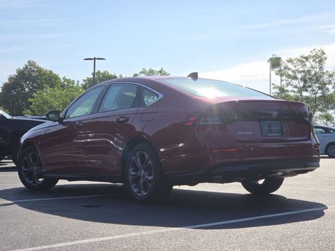 Used 2024 Honda Accord EX image 18