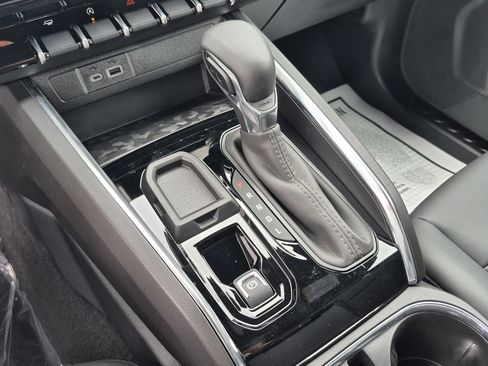 New 2026 GMC Canyon Elevation w/ Convenience Package RWD image 27